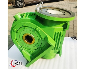 杭州轮胎定型硫化机平面包络环面蜗杆减速机